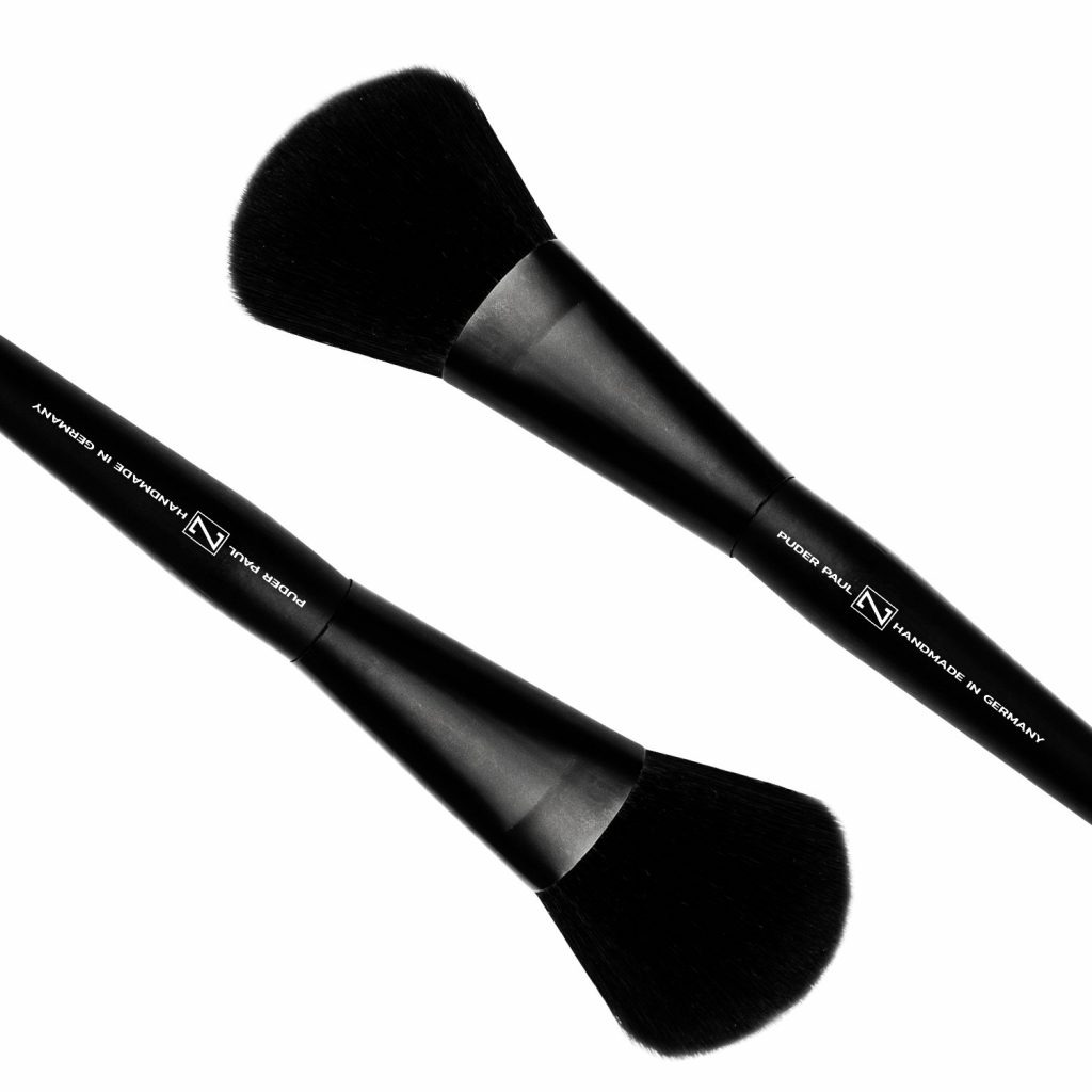 ZIINA Makeup Brushes - Black Powder Brush